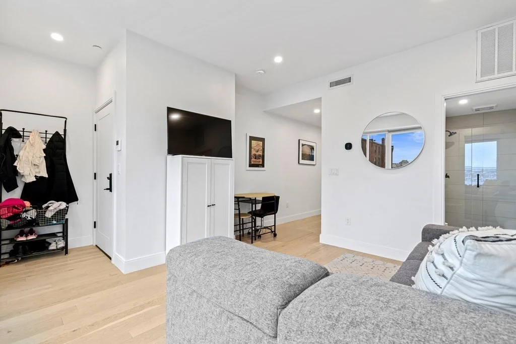 71 Border St, East Boston