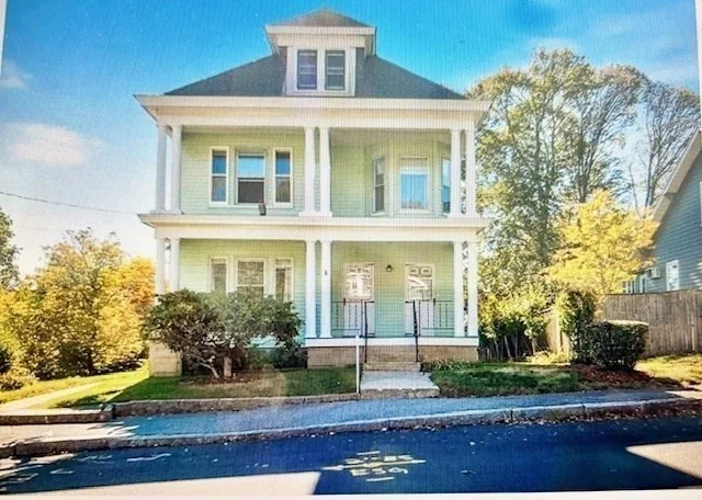 17-19 Maplewood Ave, Methuen