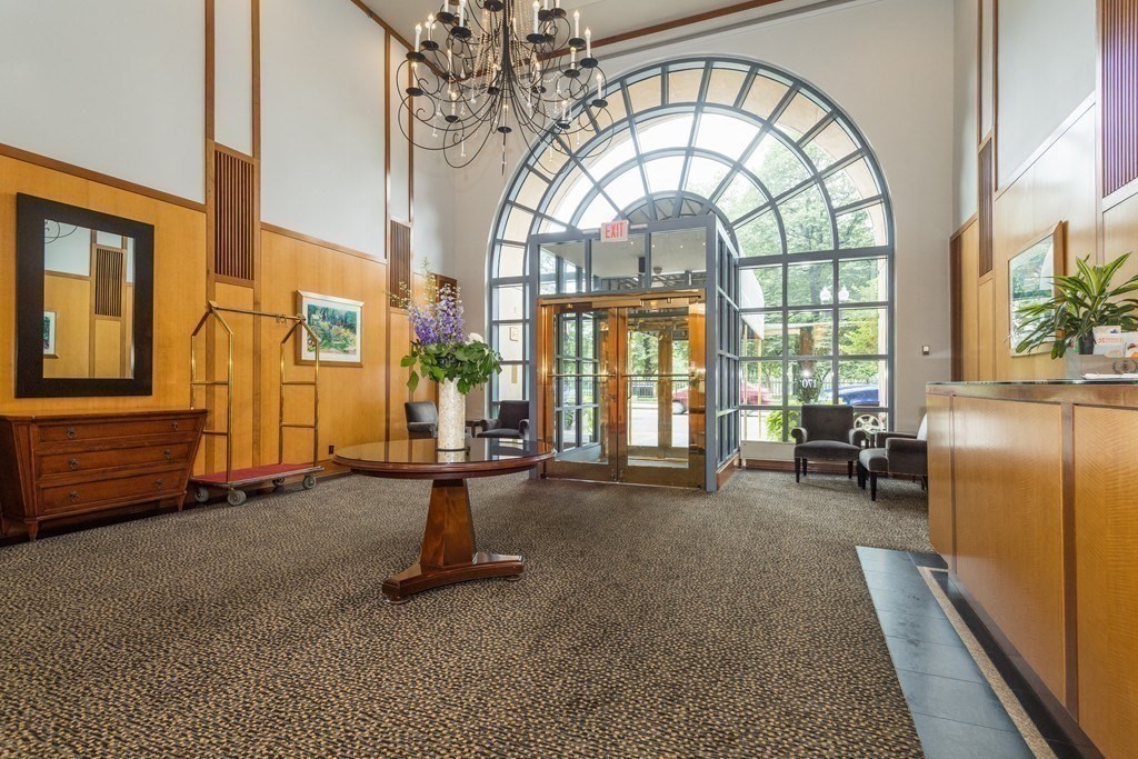 170 Tremont St, Midtown