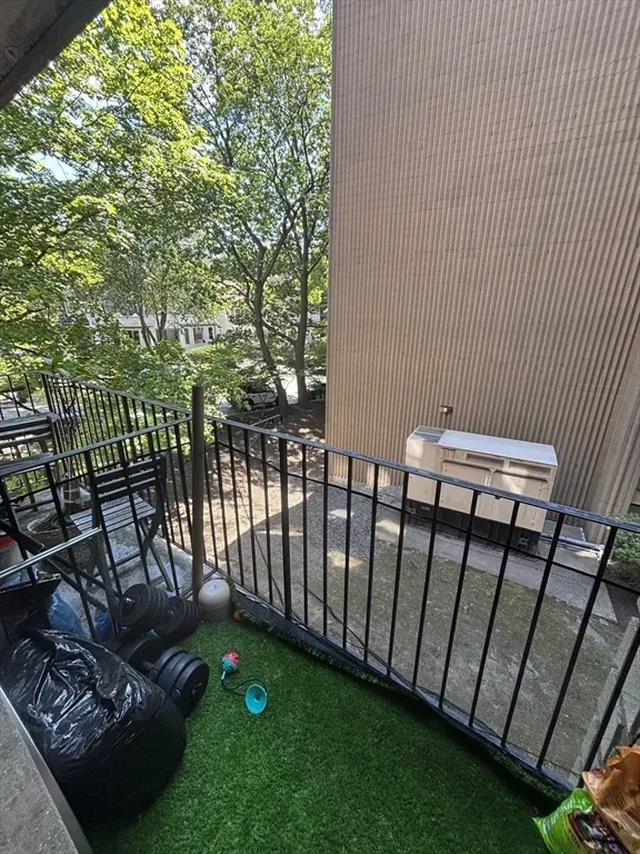 249 Chestnut Hill Ave, Brighton