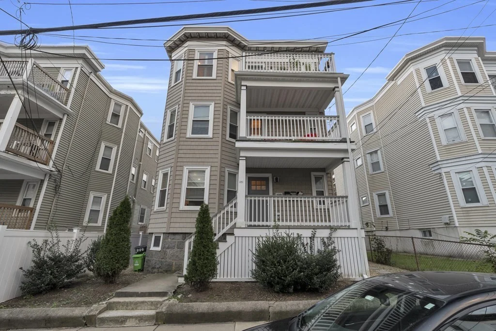 351 Centre St, Dorchester