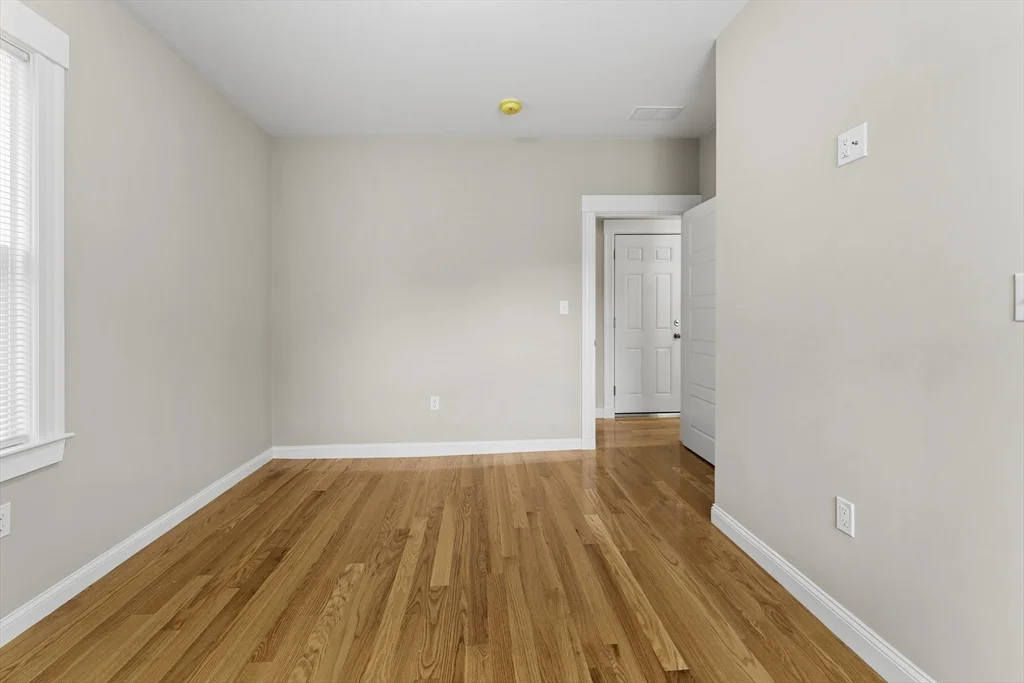 42 Almont St, Medford