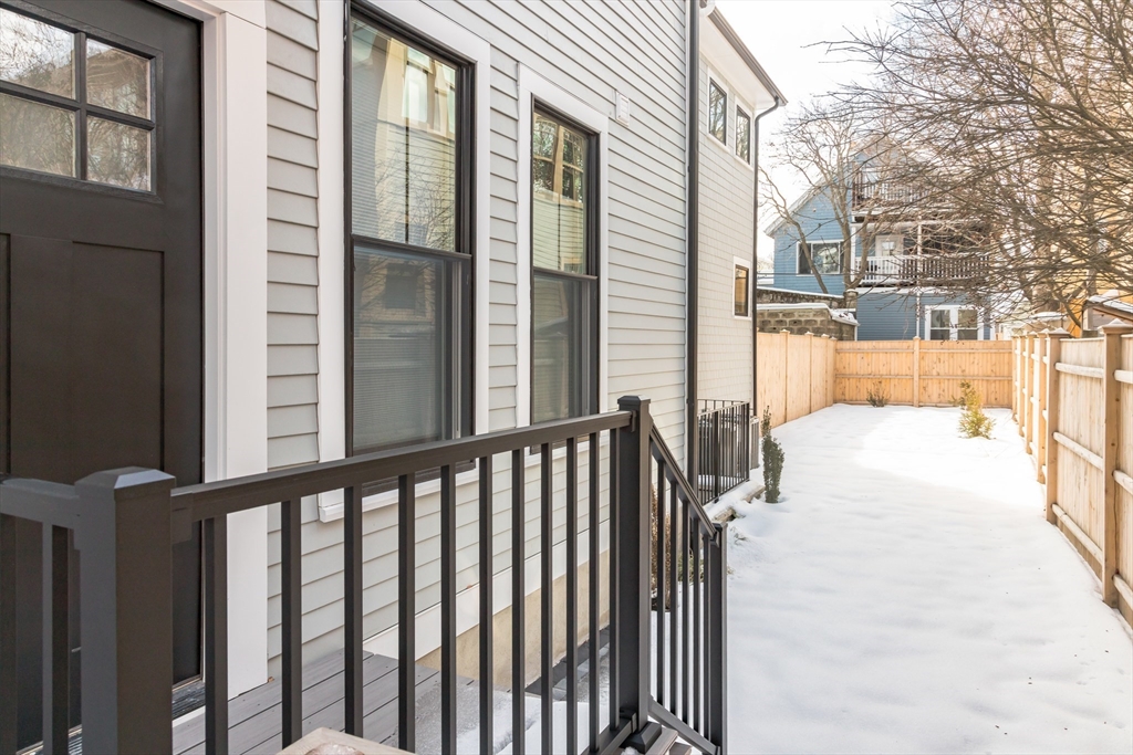 20 Fairmont St, Cambridgeport