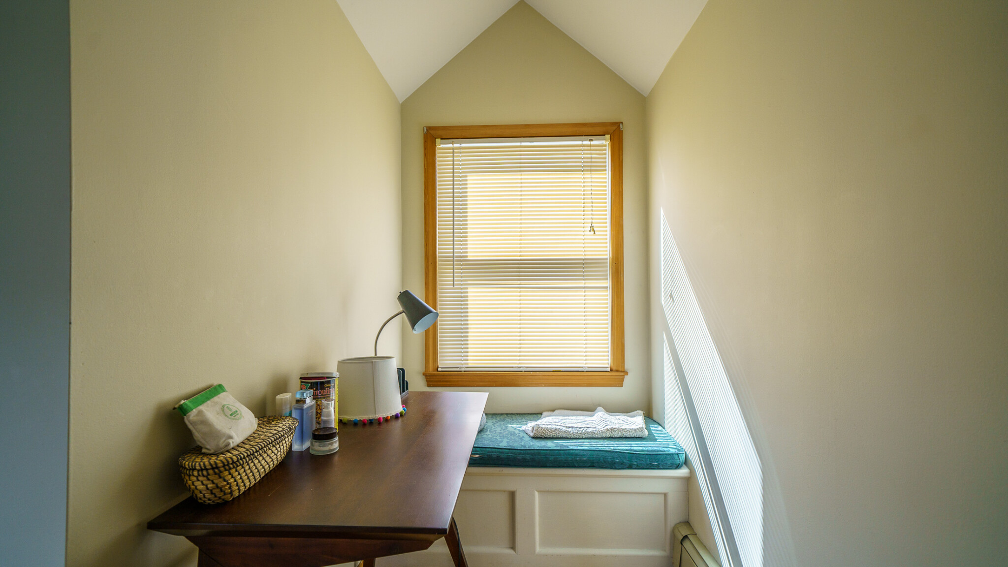 16 Central Ave, Newtonville