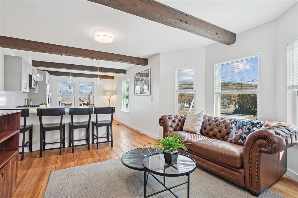 3 Wainwright Rd, Winchester