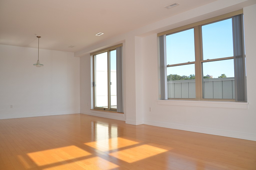 323 Boylston St, Brookline