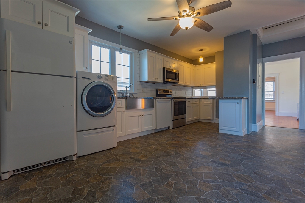 565-567 Riverside Ave, Medford