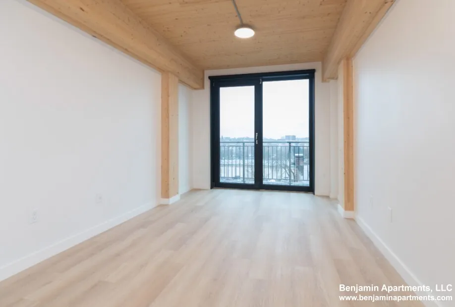 11 East Lenox St, Roxbury