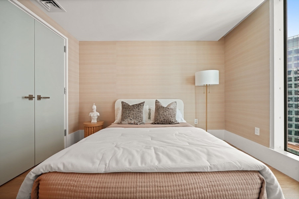 150 Seaport Boulevard, Seaport District