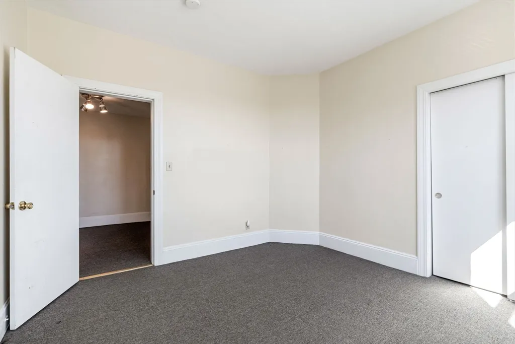 178 Brighton Ave, Allston