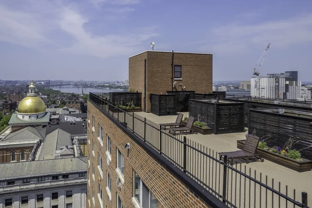 130 Bowdoin St, Beacon Hill