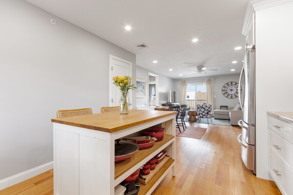 1093 Main St, Weymouth