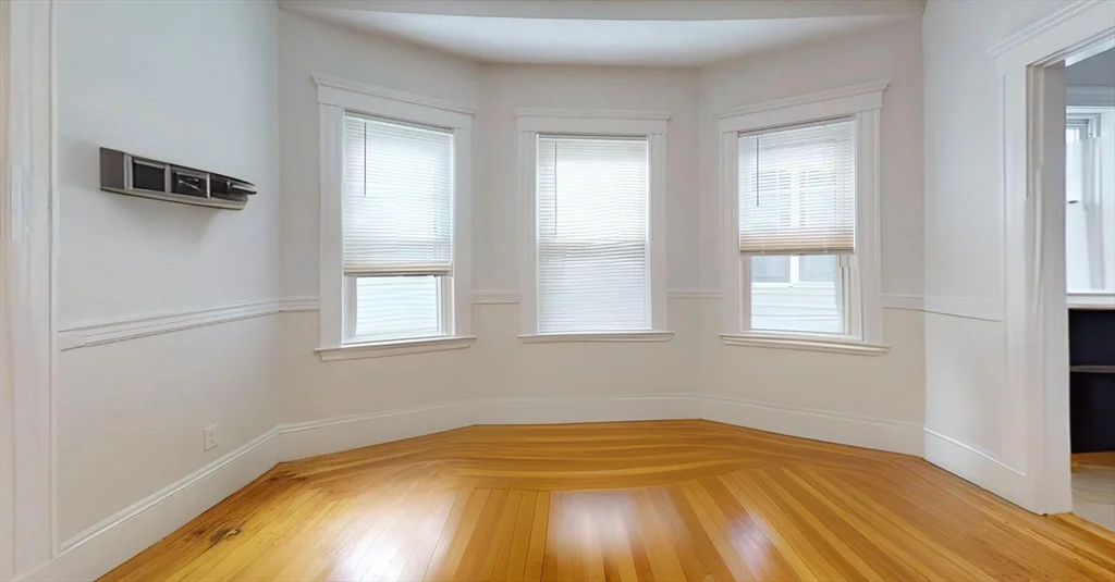 34 Saranac, Dorchester