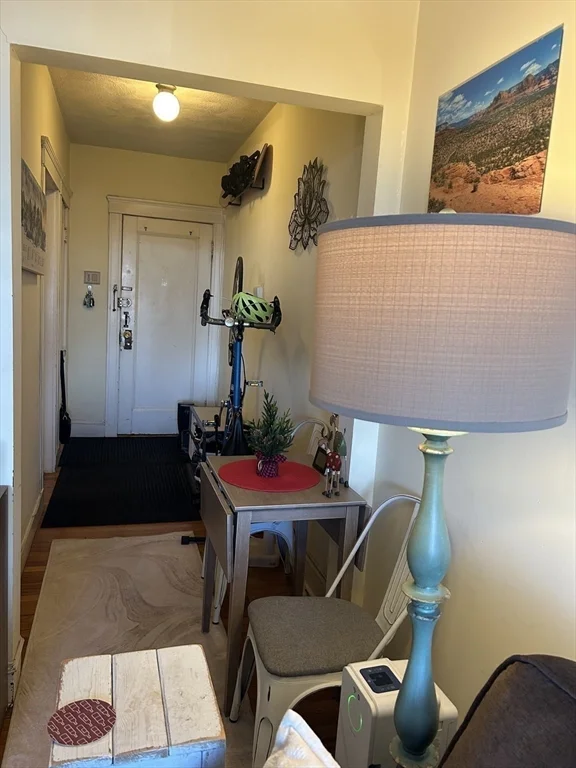 2039 Commonwealth Ave, Brighton