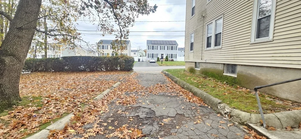 93 Arthur St, Brockton