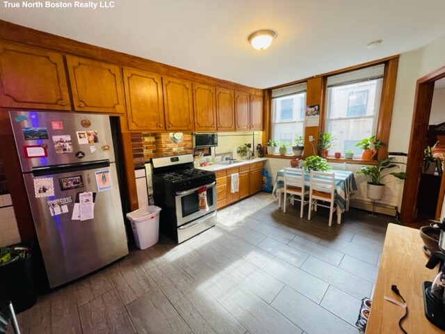 170 Endicott St, North End