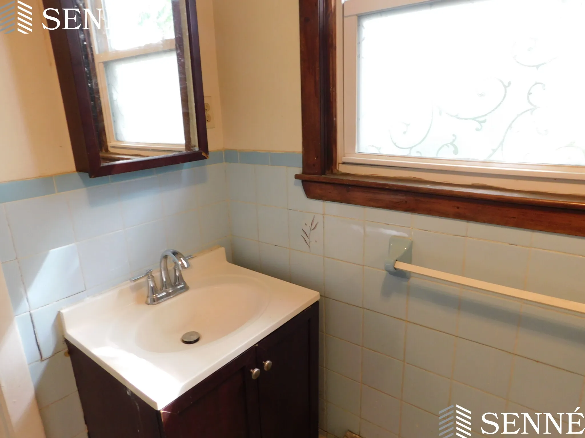 81 Merriam St, Ward Two