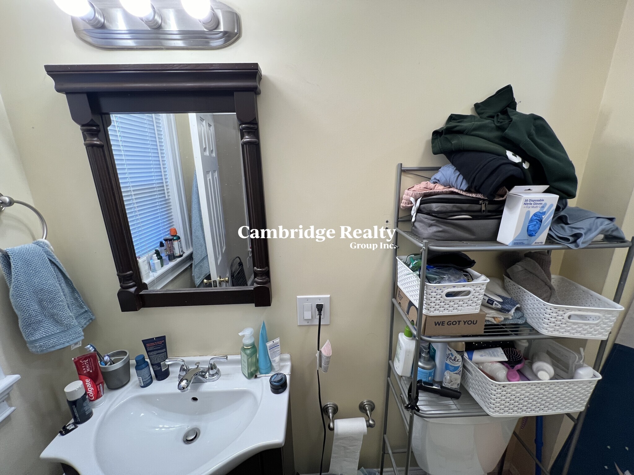 6 White Street Pl, North Cambridge