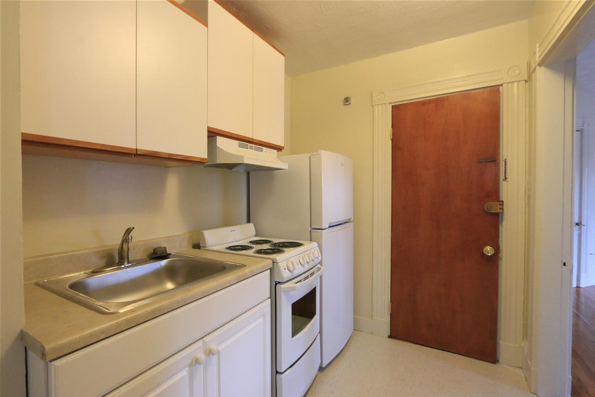 195 Concord Ave, Neighborhood Nine