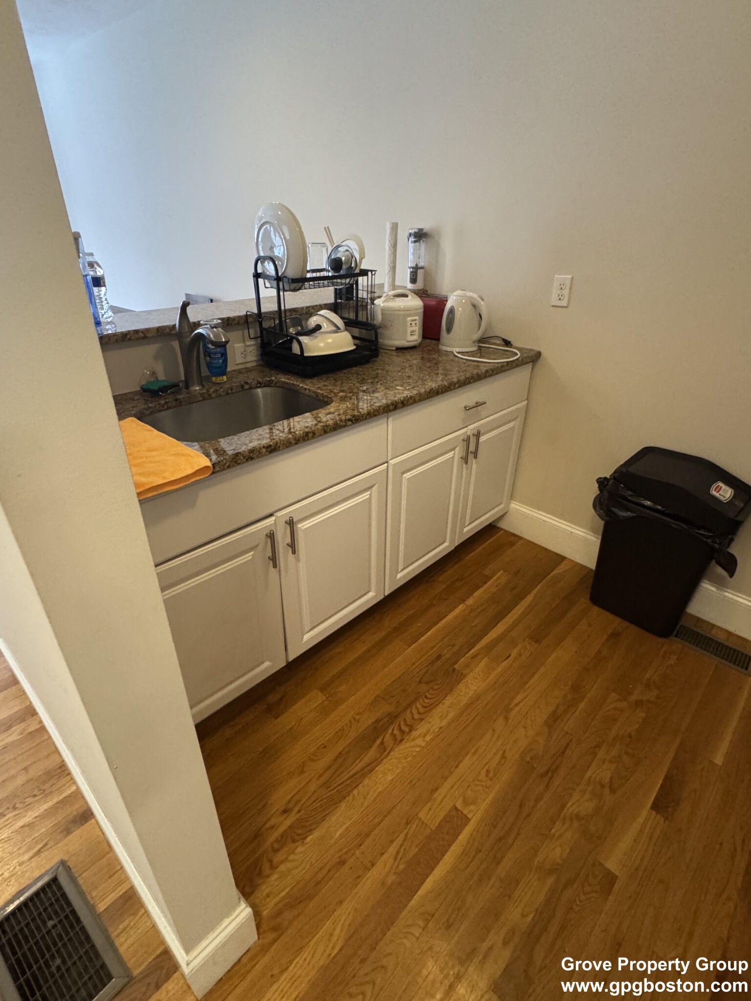 7 Havre St, East Boston