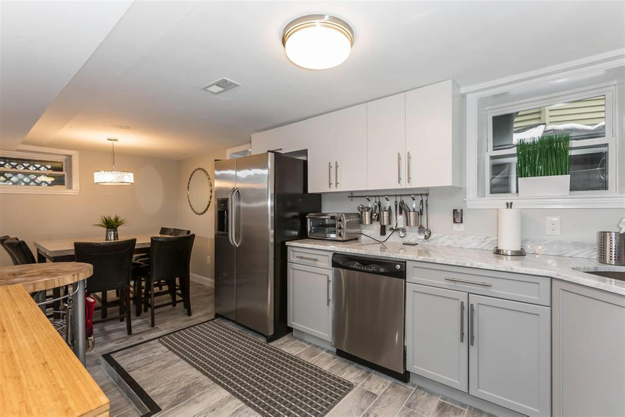 98 Elm St, Somerville