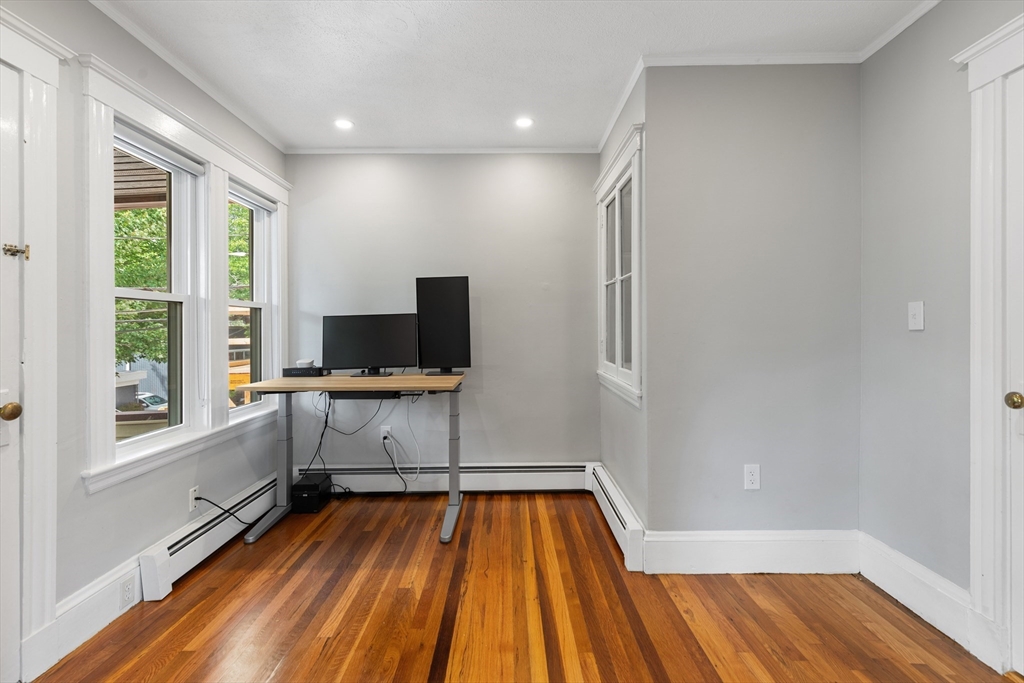 14 Corinthian Rd, Tufts