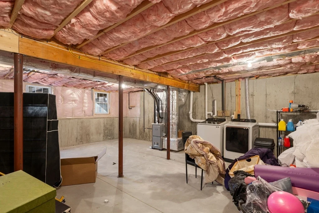 8 Patrick St, Attleboro