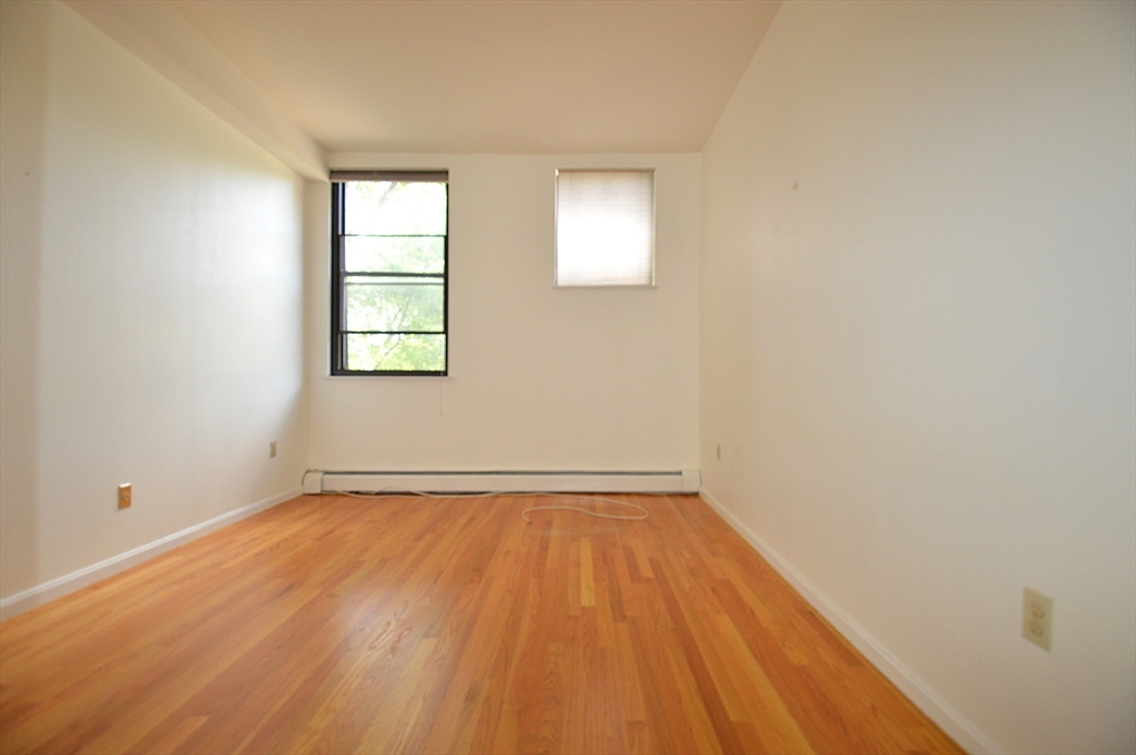 50 Winchester St, Coolidge Corner