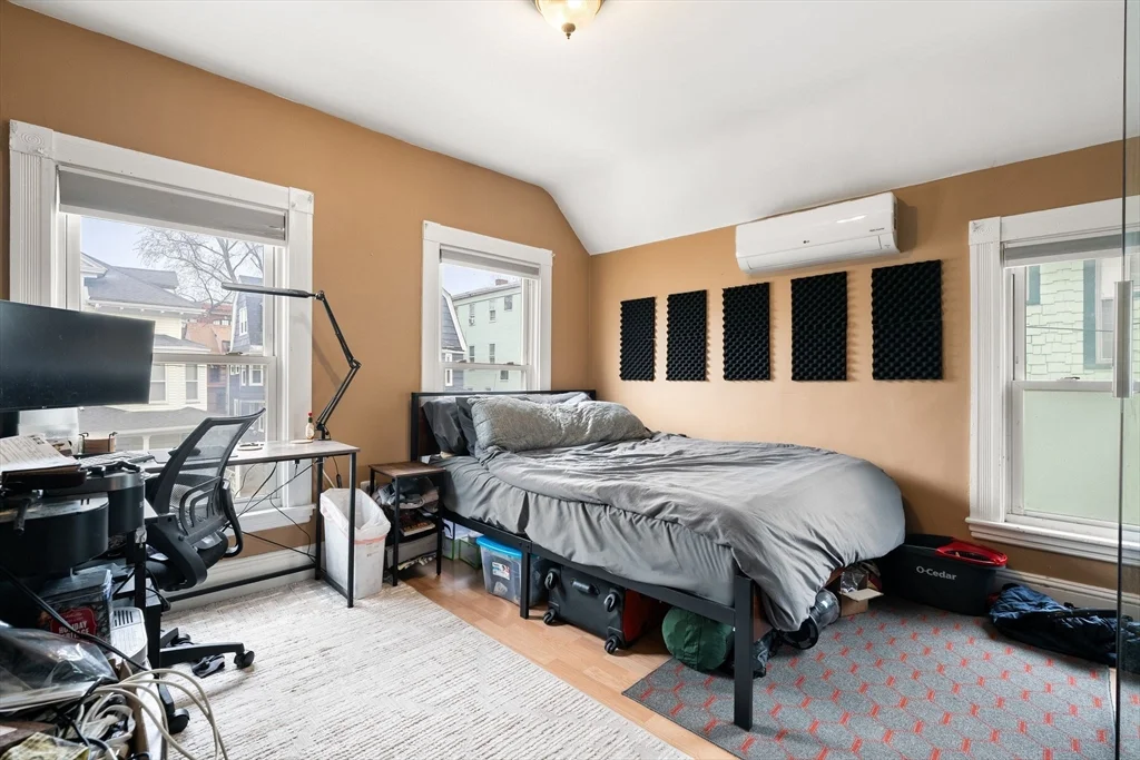 12 Pomeroy St, Allston