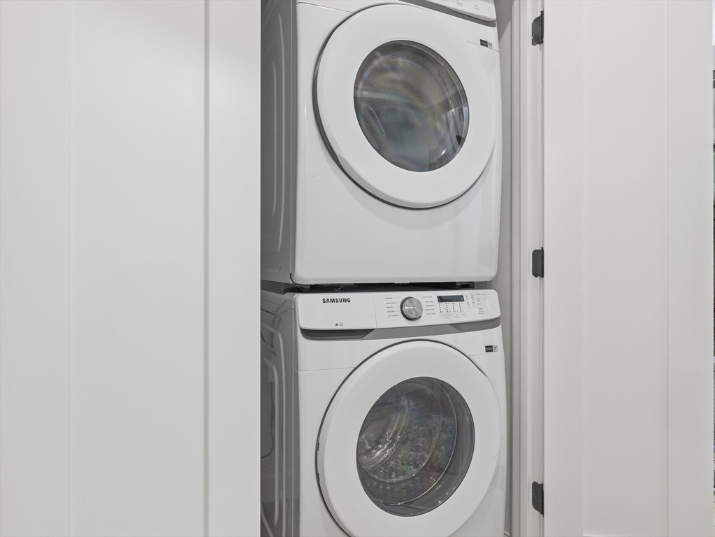 48 Woodward, South Boston