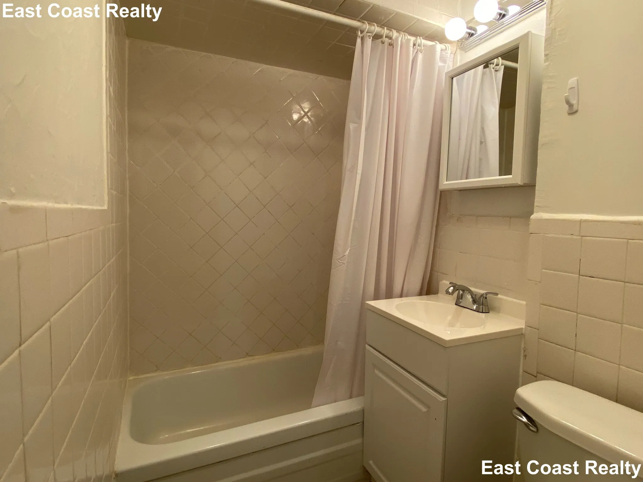 44 Joy St, Beacon Hill