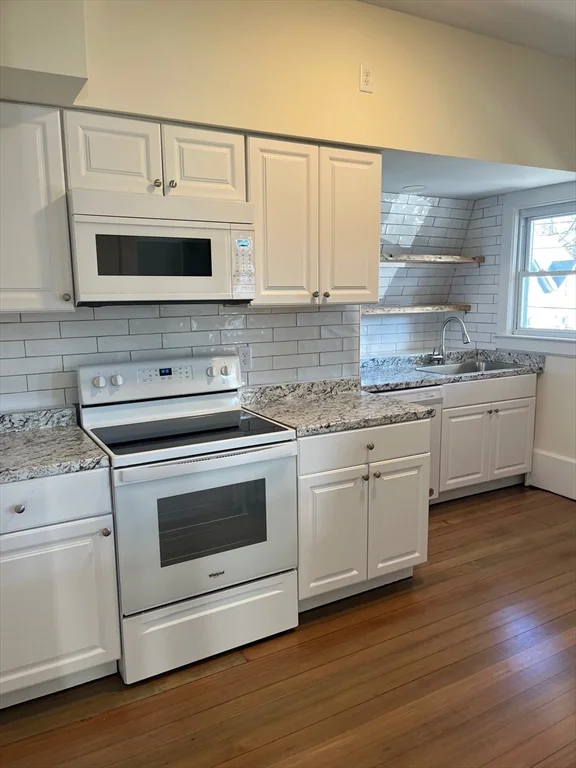 124 Walnut St, Clinton