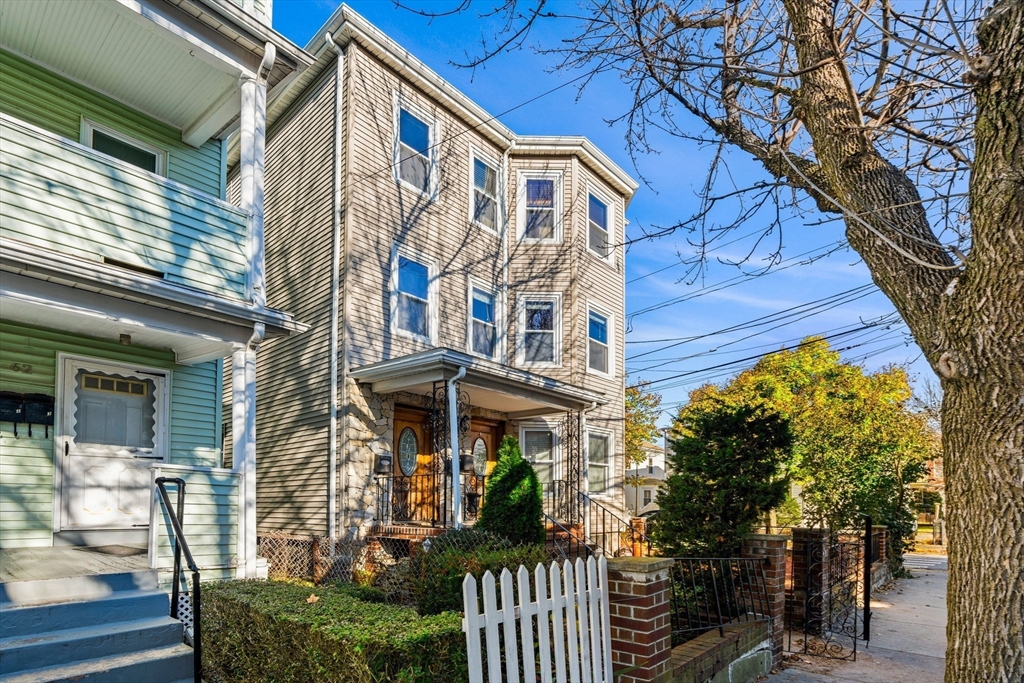 64 Grant St, Somerville