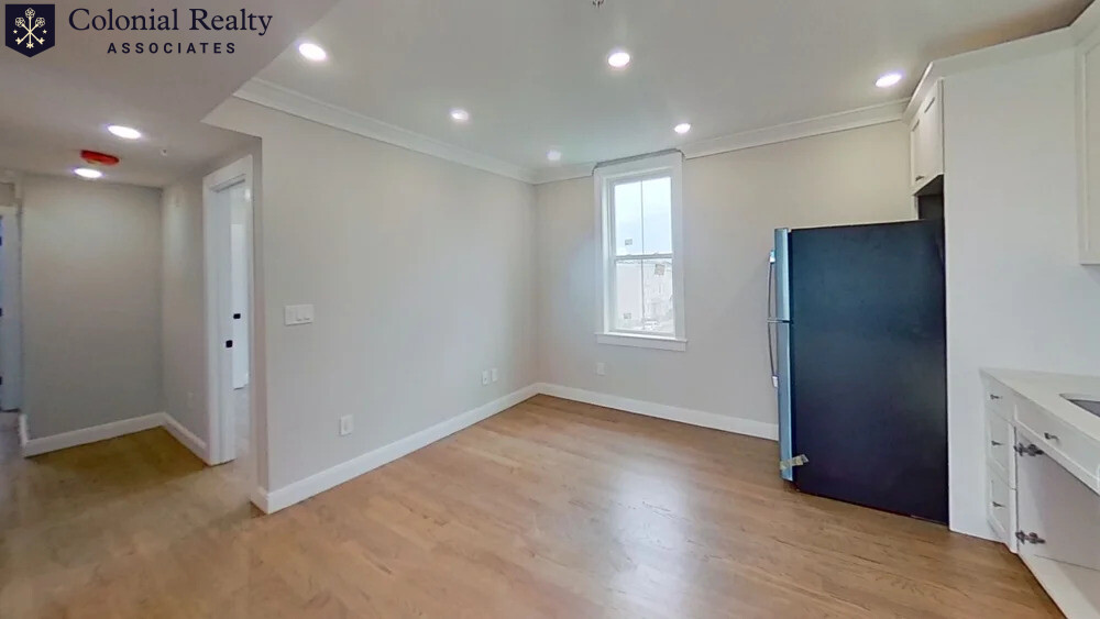 93 George St, Roxbury