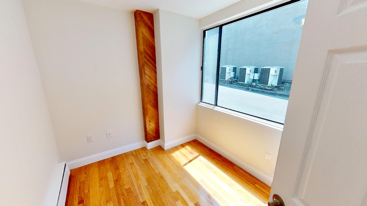 214 Hanover St, North End