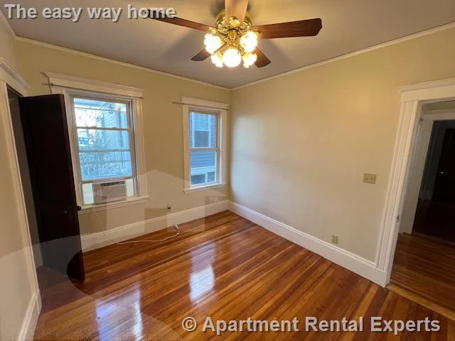 76 Powderhouse Blvd, Davis Square