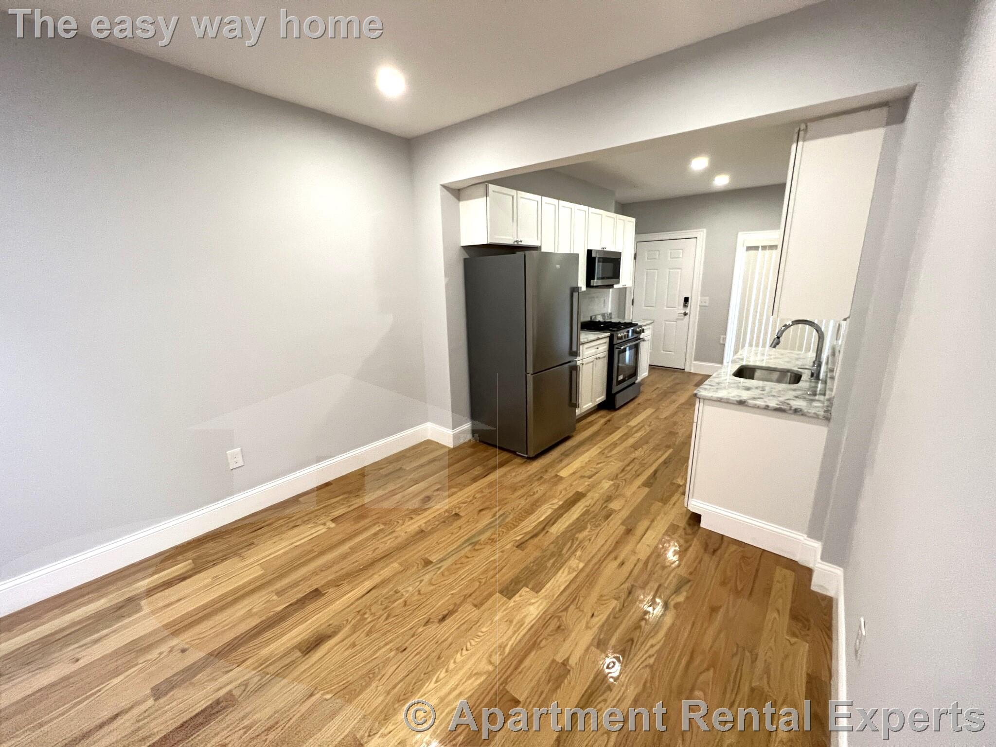 374 Oxford St, Porter Square