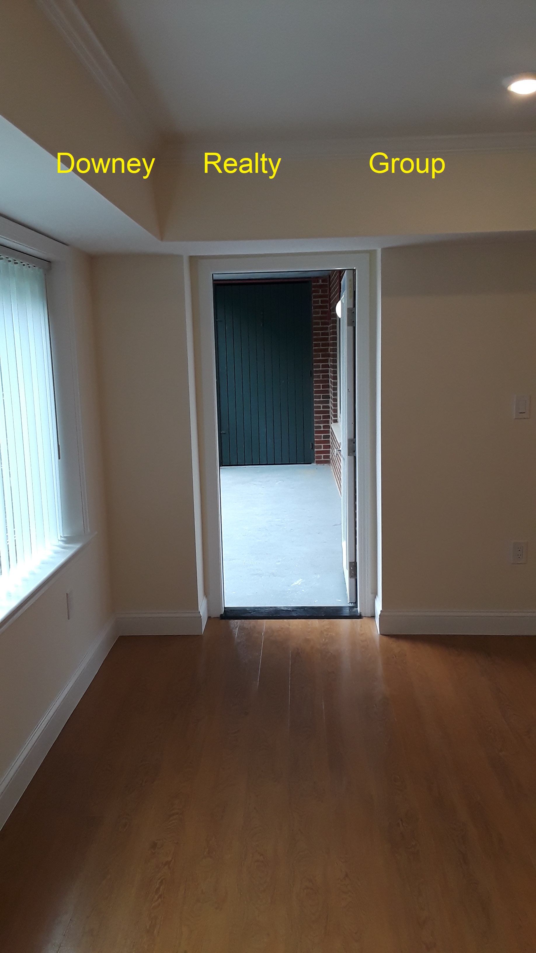 14 Temple St, Framingham