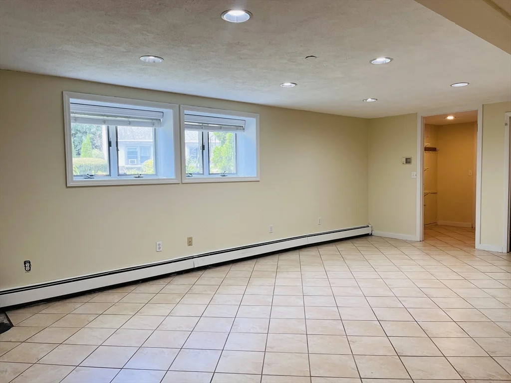 181 Moss Hill Rd, Jamaica Plain