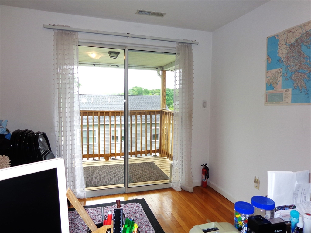 185 Edenfield Ave, Watertown