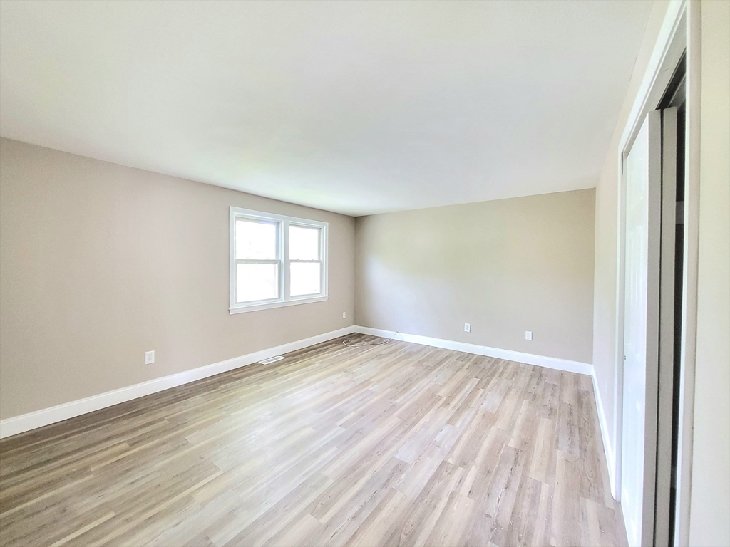 29 Sherman St, Lawrence