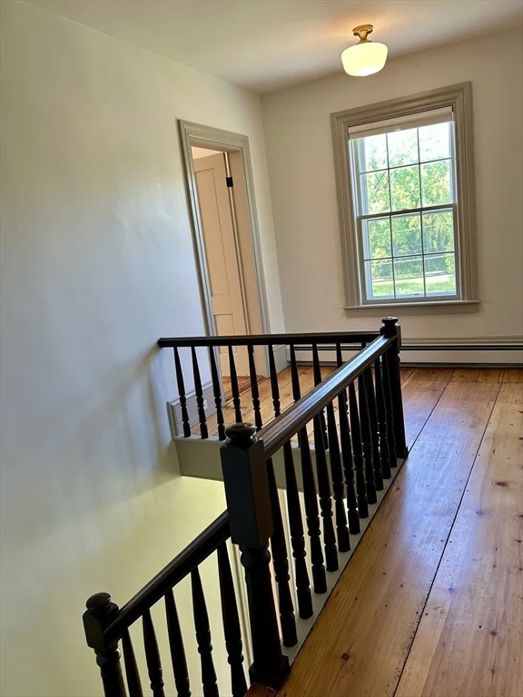 831 Lexington Rd, Concord