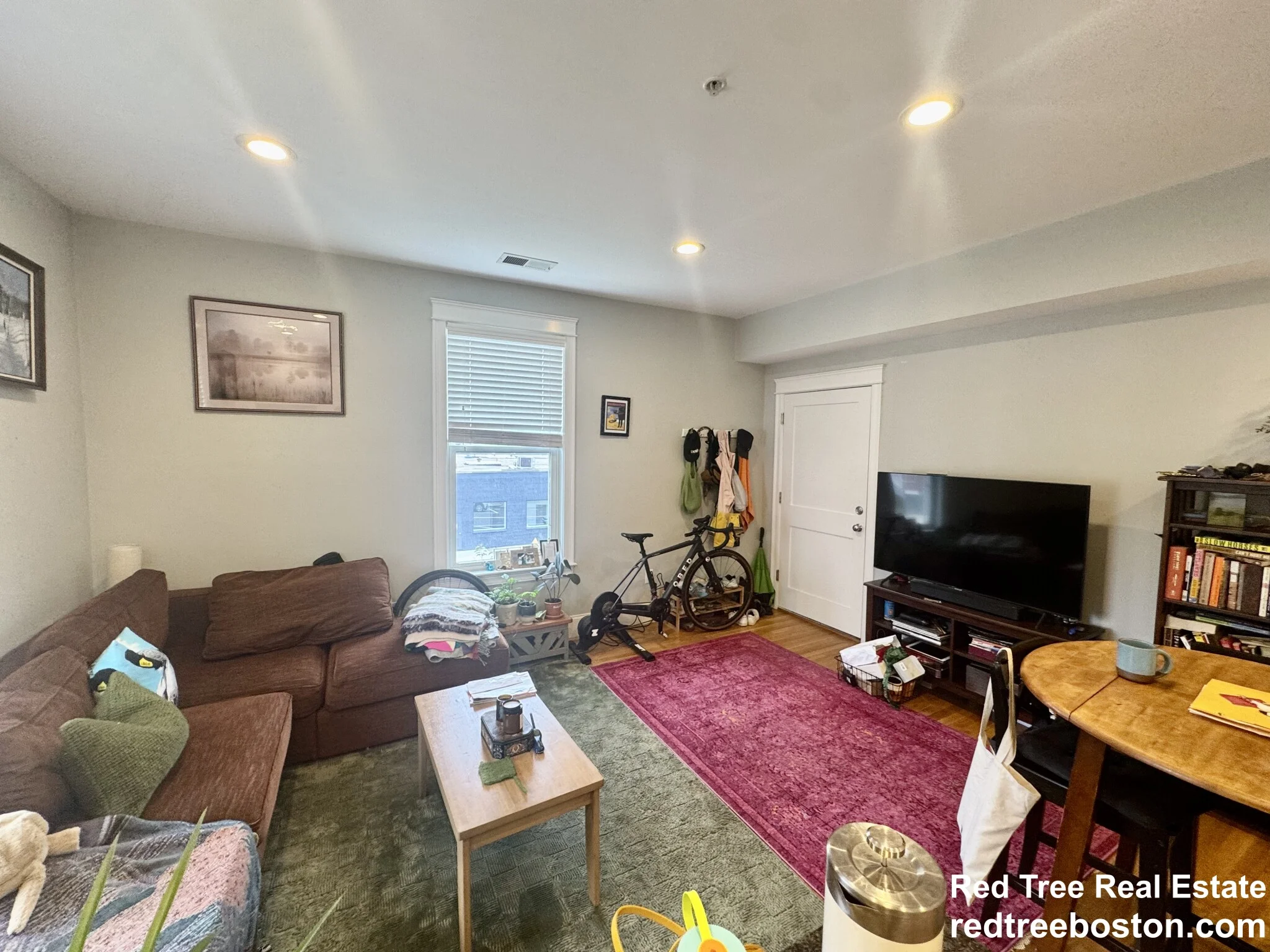 405 South Huntington Ave, Jamaica Plain