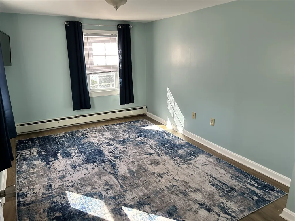 39 School St, Milford