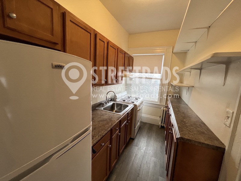 2 Ware St, Mid-Cambridge