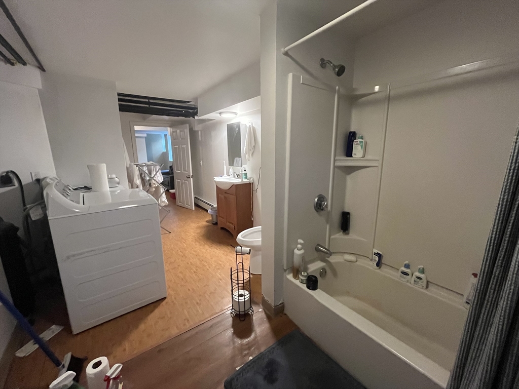 17-19 Putnam Ave, Riverside