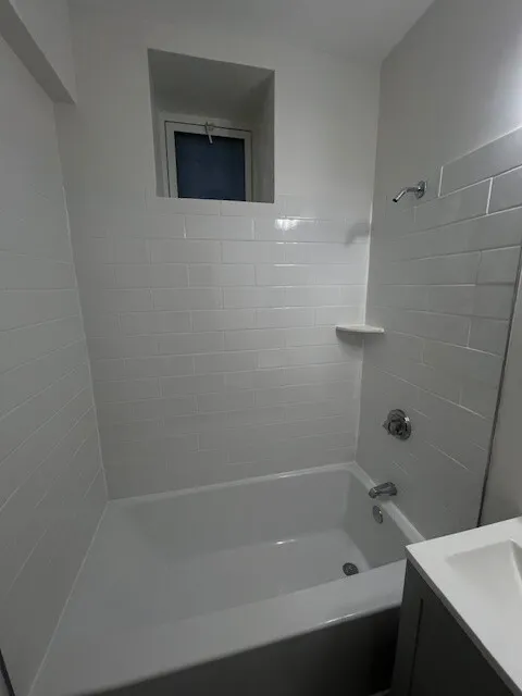 111 Norway St, Fenway