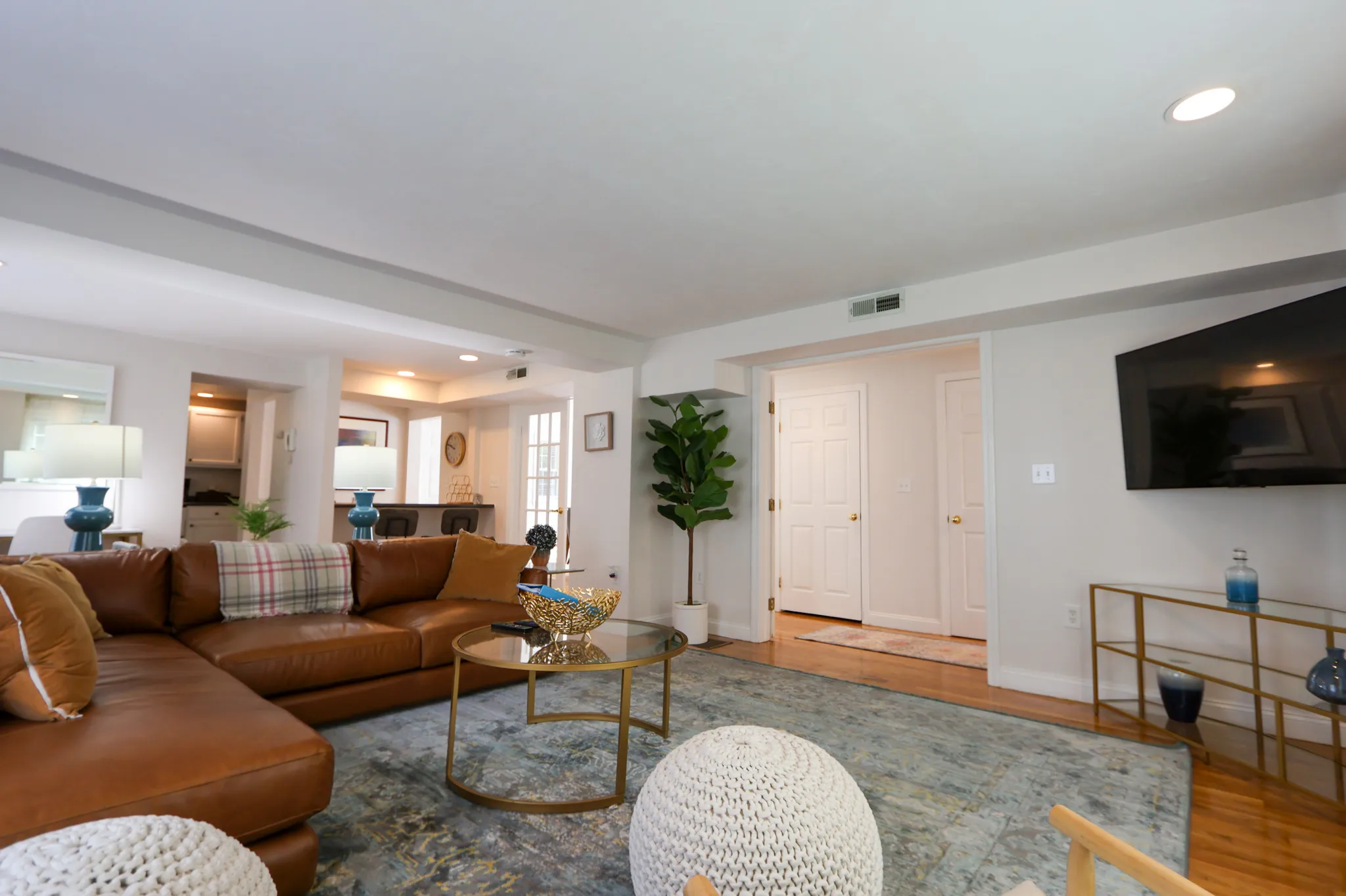 25 Jay St, Riverside