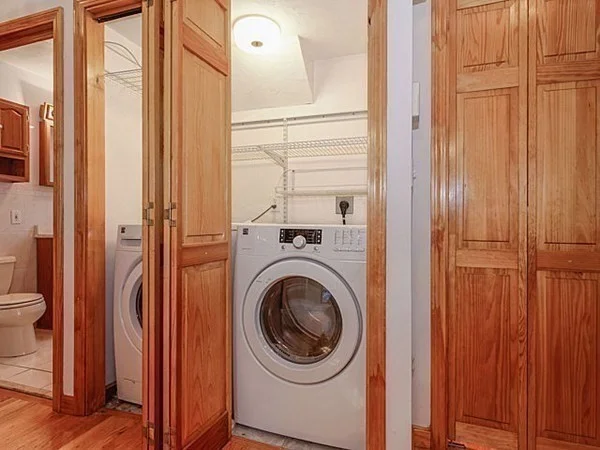 24 Burnside Ave, Spring Hill