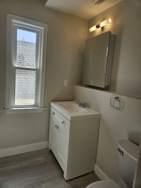 293 School St, Stoughton